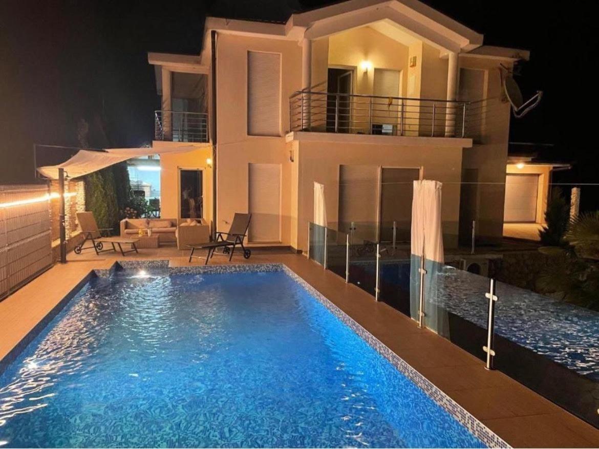 Ferienhaus Široki Brijeg Dış mekan fotoğraf